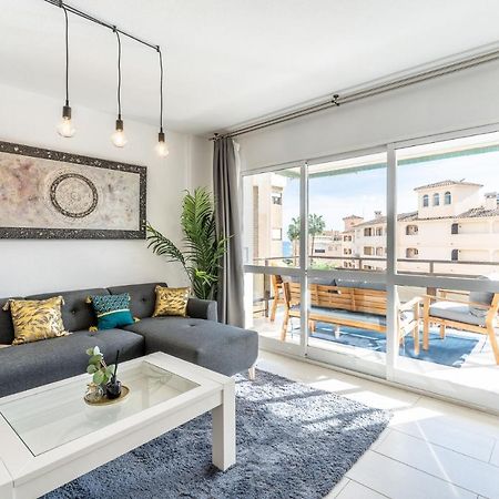 Sea View 2 Bedroom Apartment 2 Min Away From The Beach Torremolinos Exterior foto