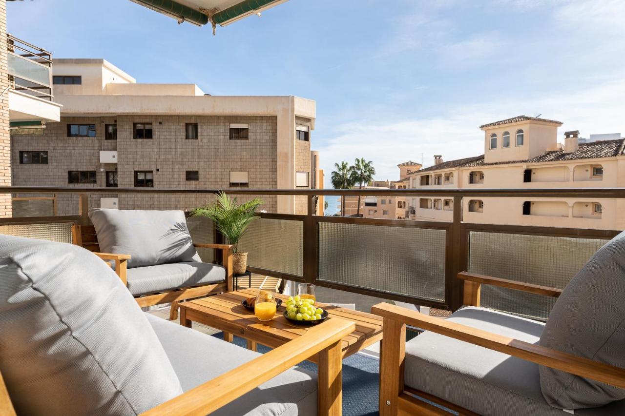 Sea View 2 Bedroom Apartment 2 Min Away From The Beach Torremolinos Exterior foto