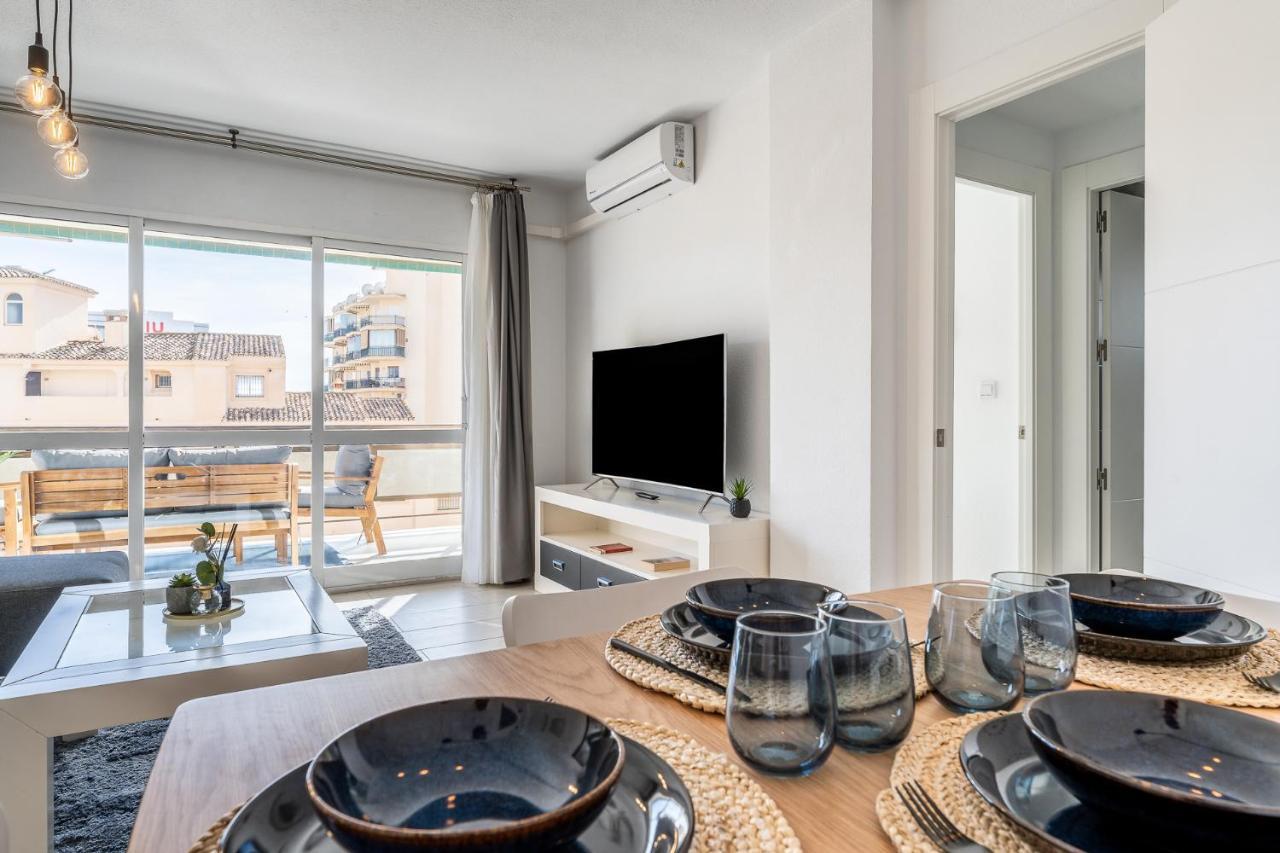 Sea View 2 Bedroom Apartment 2 Min Away From The Beach Torremolinos Exterior foto
