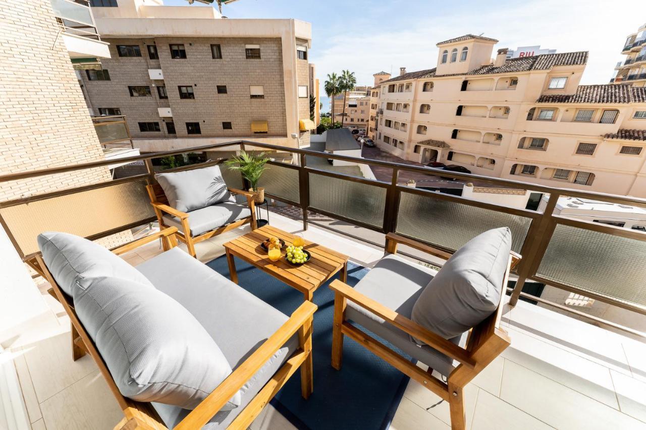 Sea View 2 Bedroom Apartment 2 Min Away From The Beach Torremolinos Exterior foto
